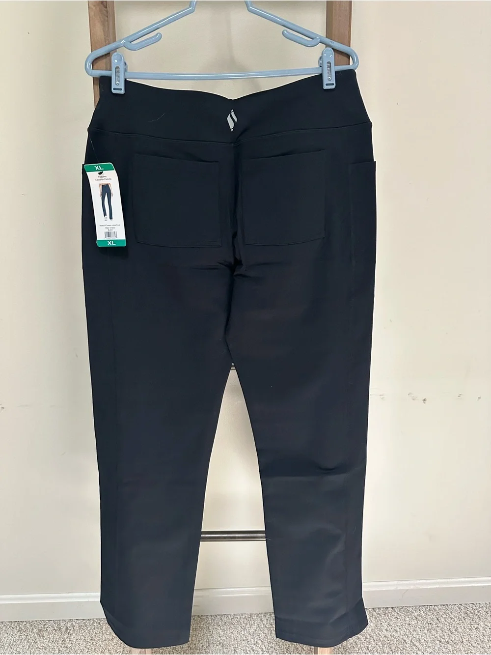 NWT Skechers Go Walk Black Stretch Waistband Leggings with side pockets - Picture 6 of 6